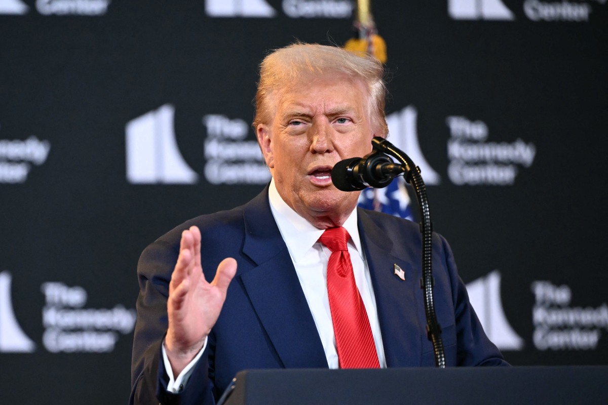 Trump Warns of Reprisals if Putin Avoids Zelensky Talks Amid Escalating Ukraine Crisis
