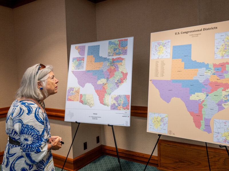 Redistricting Battles Intensify as Democrats in Virginia and Colorado Explore New Maps Ahead of 2026 Midterms