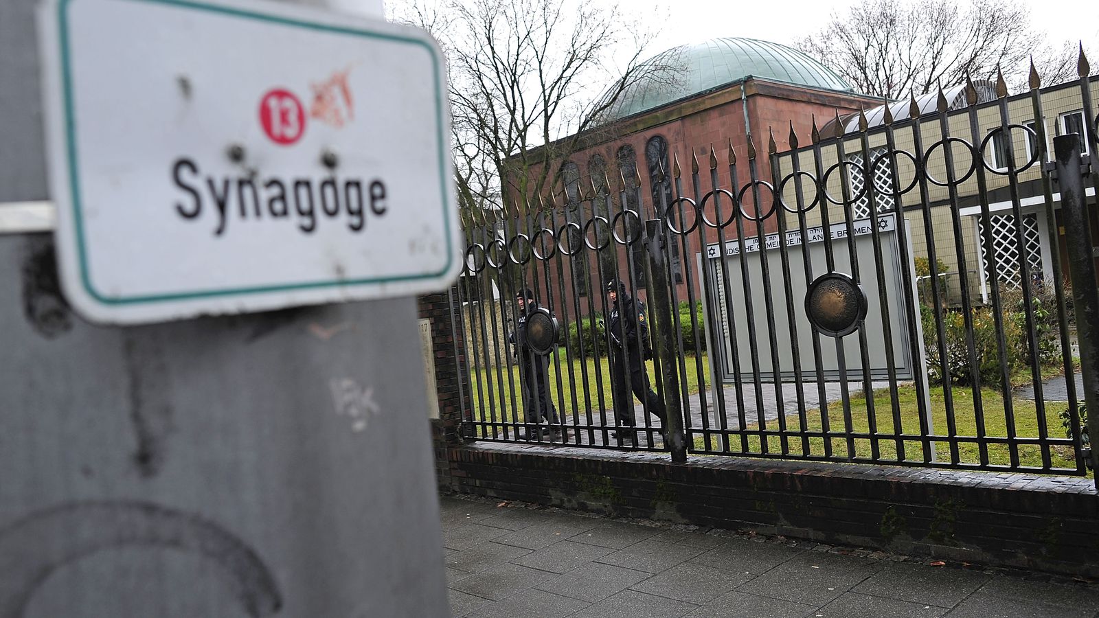 London Synagogue Ambulance Firebombing: Anti-Semitic Attack on Jewish Community