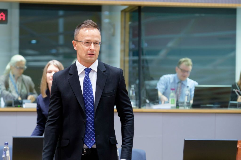 Hungary Launches Urgent Mission to Reopen Druzhba Pipeline with Ukraine