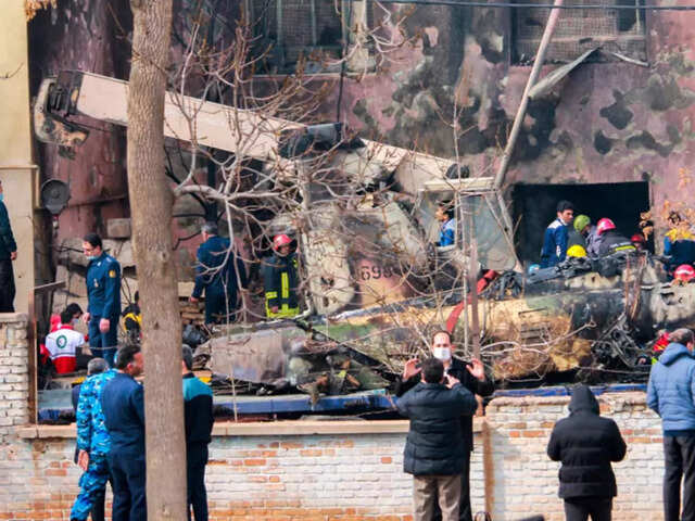 Two Air Canada Pilots Die as Jet Collides with Fire Truck at LaGuardia Airport