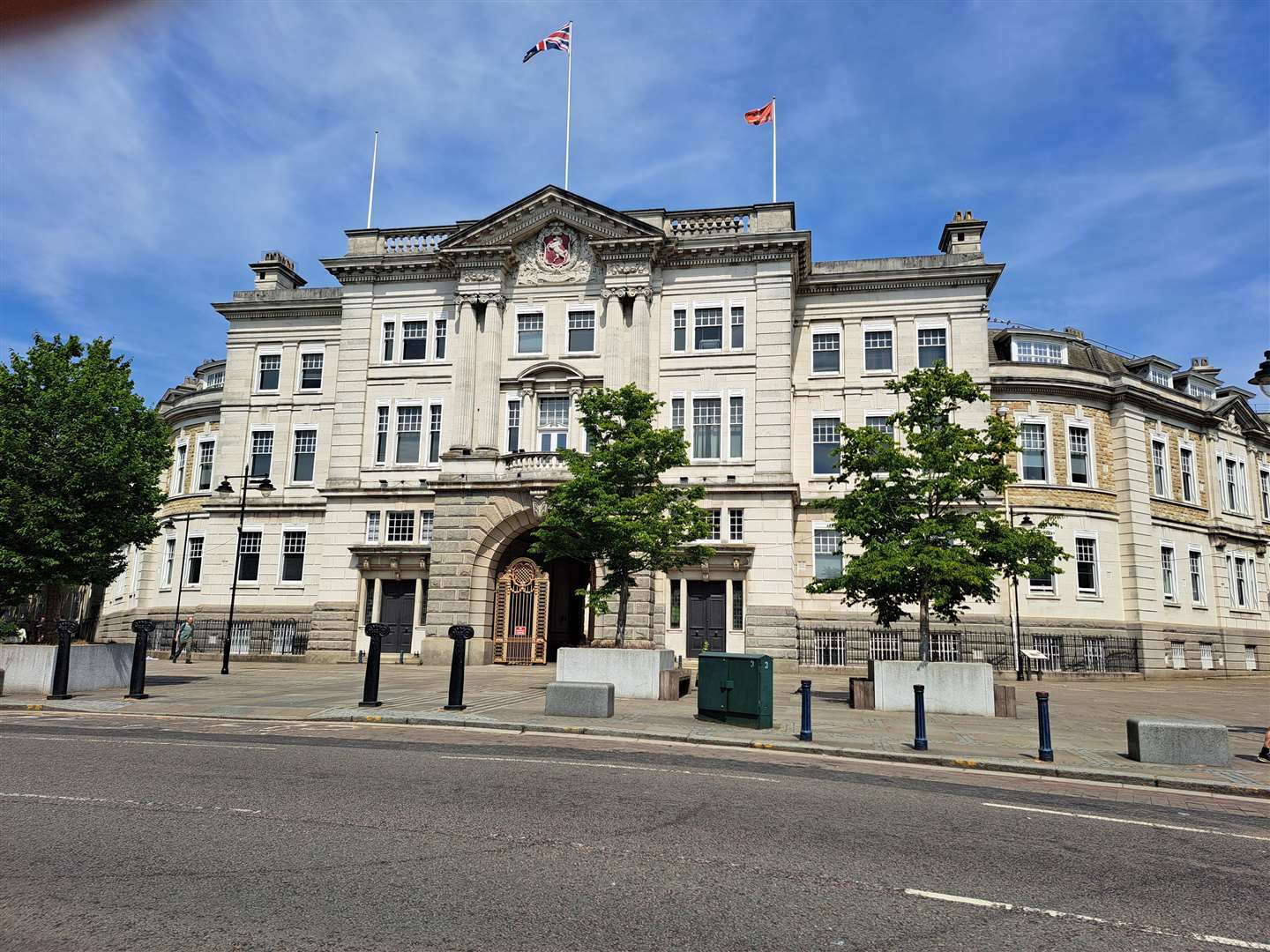 Kent County Council’s ‘God Save the King’ Requirement Sparks Labour Party Backlash