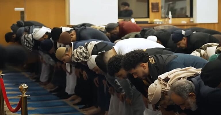 Dallas-Fort Worth Airport to Install $300,000 Islamic Foot-Washing Stations in Response to Muslim Traveler Complaints